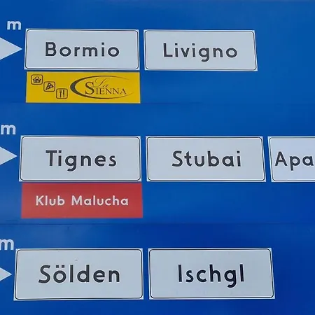 アパート Czarna Gora 140