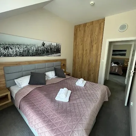 Apartman Czarna Gora 140 4*