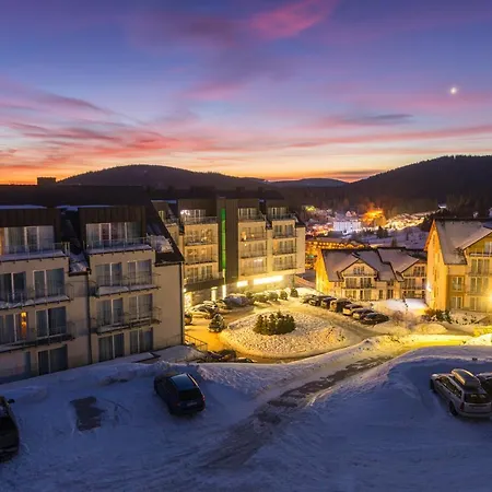 Czarna Gora 140 アパート